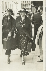 Jessie Knigge(left)  & Jean Parr, Wellington, 1938
